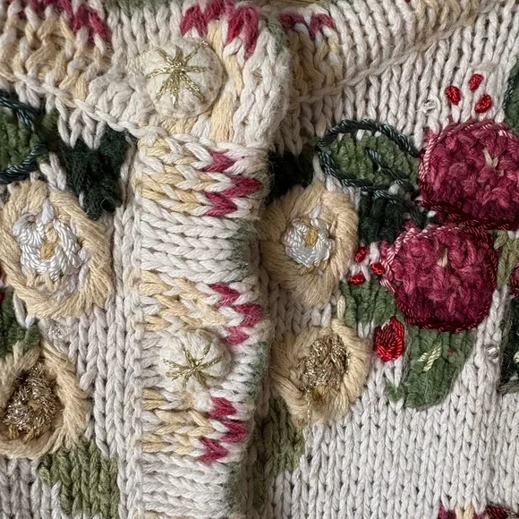 Tiara International | Vintage knit Christmas Cardigan. Size 26. Holiday floral - Picture 3 of 13